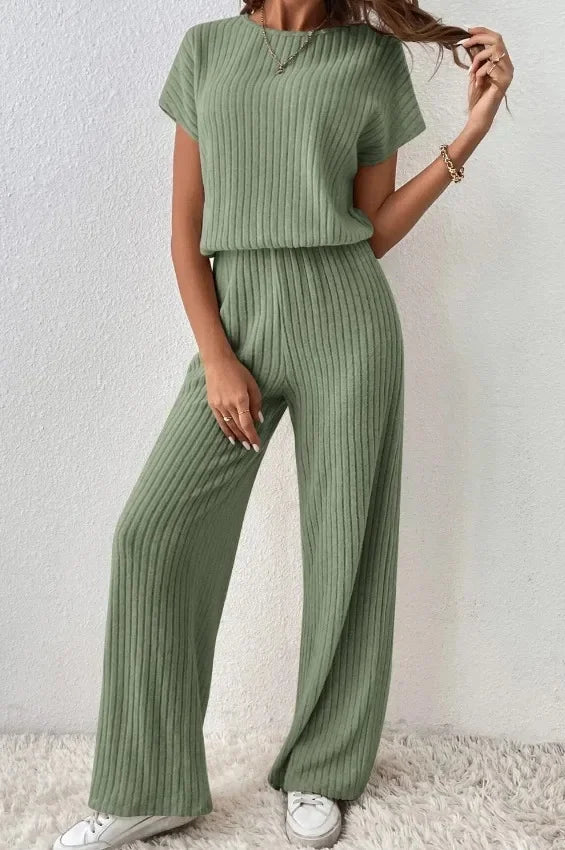 Akira – Ribbed Two-Piece Set for Women
